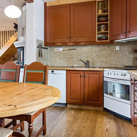 Holiday home Lovely In With Kitchen *