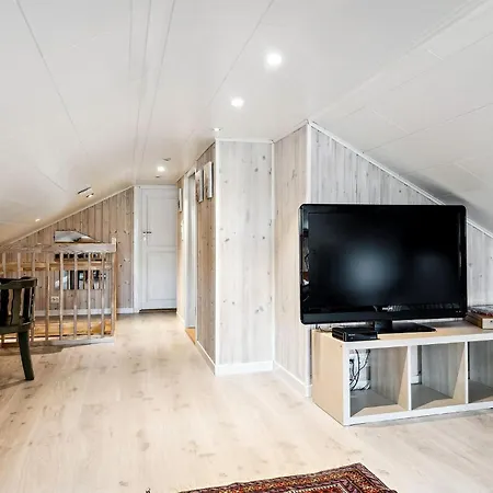 Lovely In With Kitchen